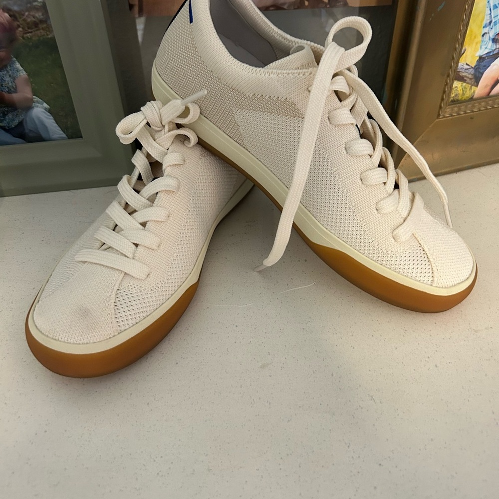 Rothy’s Women’s Knit Lace-Up Sneakers in Cream with Gum Sole